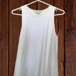 Club  Monaco, white tank top w four-way stretch